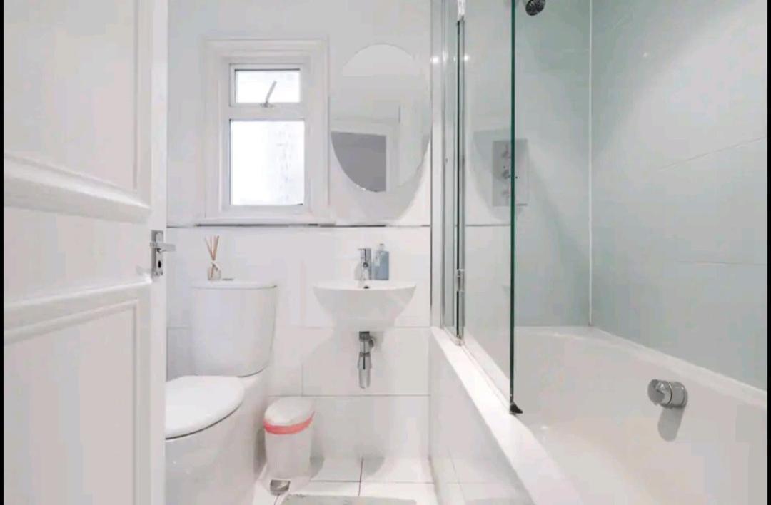 Stylish Room With Private Bath & Terrace In Super Central Clapham Junction Minutes From Victoria, Waterloo Лондон Экстерьер фото